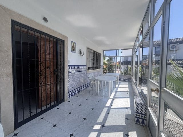 6 Zimmer Villa zu verkaufen in La Antilla, Lepe mit Pool Garage - 495.000 € (Ref: 10088755)