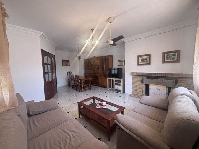 6 Zimmer Villa zu verkaufen in La Antilla, Lepe mit Pool Garage - 495.000 € (Ref: 10088755)