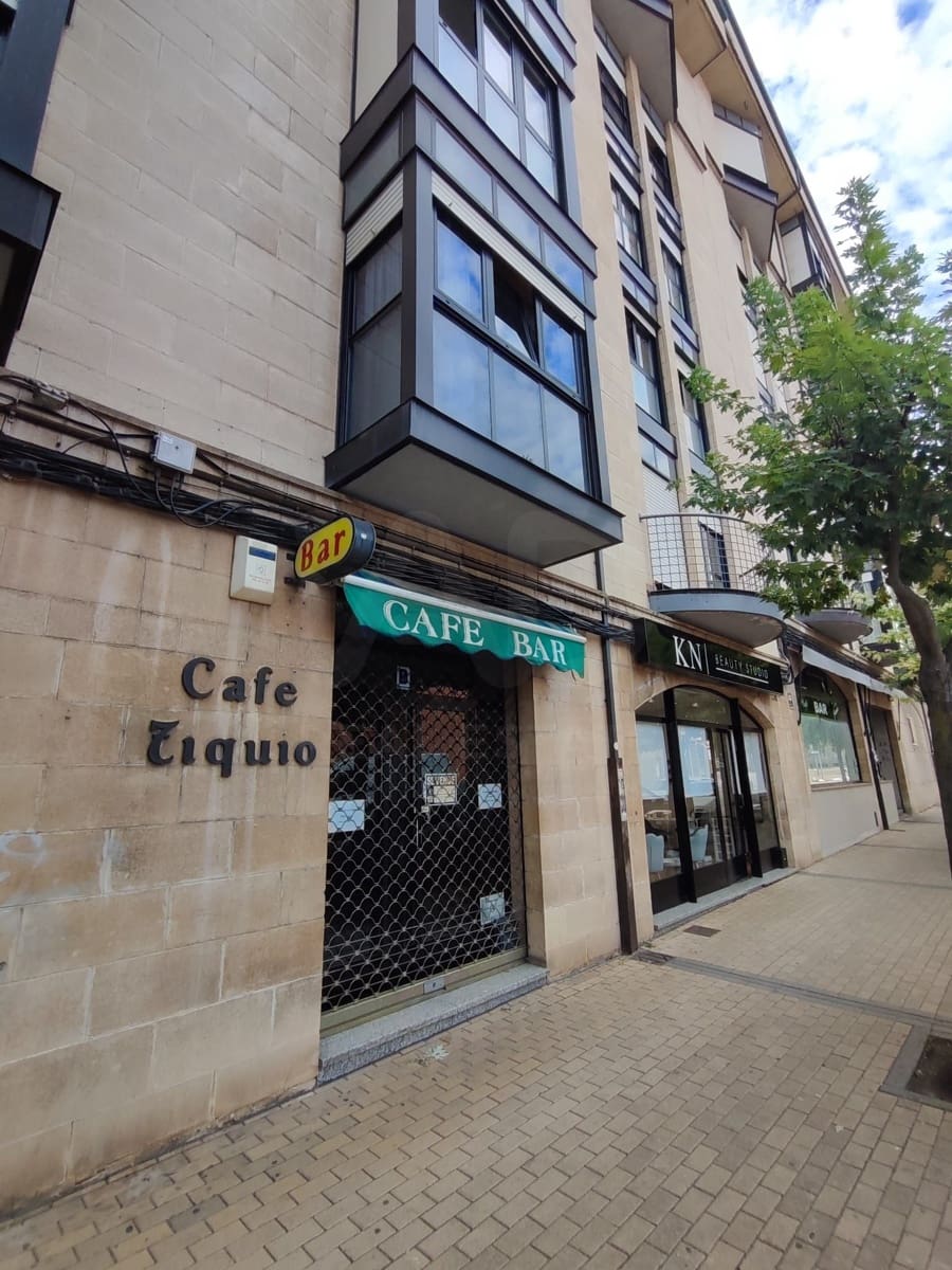 Commercial for sale in Astorga - € 235,000 (Ref: 10088758)