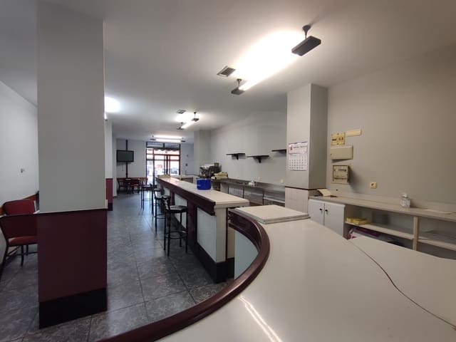 Erhverv til salg i Astorga - € 235.000 (Ref: 10088758)