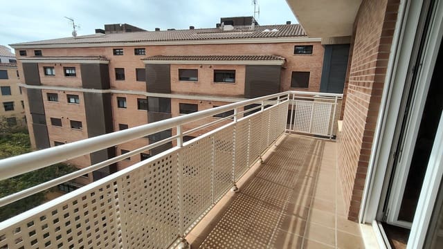 5 sypialnia Apartament na sprzedaż w Vila-real z garażem - 480 000 € (Ref: 10090009)
