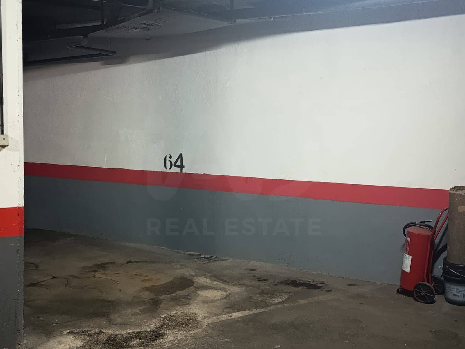 Garage till salu i Madrid stad - 28 178 € (Ref: 10090010)