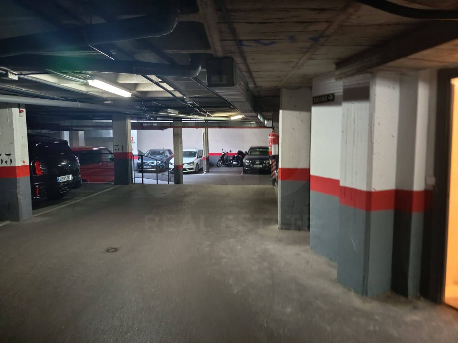 Garage till salu i Madrid stad - 28 178 € (Ref: 10090010)