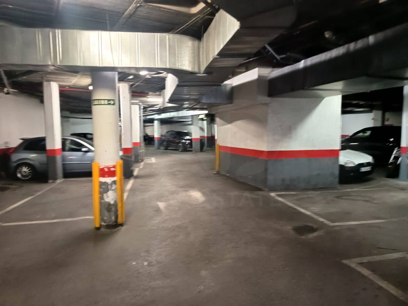 Garage till salu i Madrid stad - 28 178 € (Ref: 10090010)