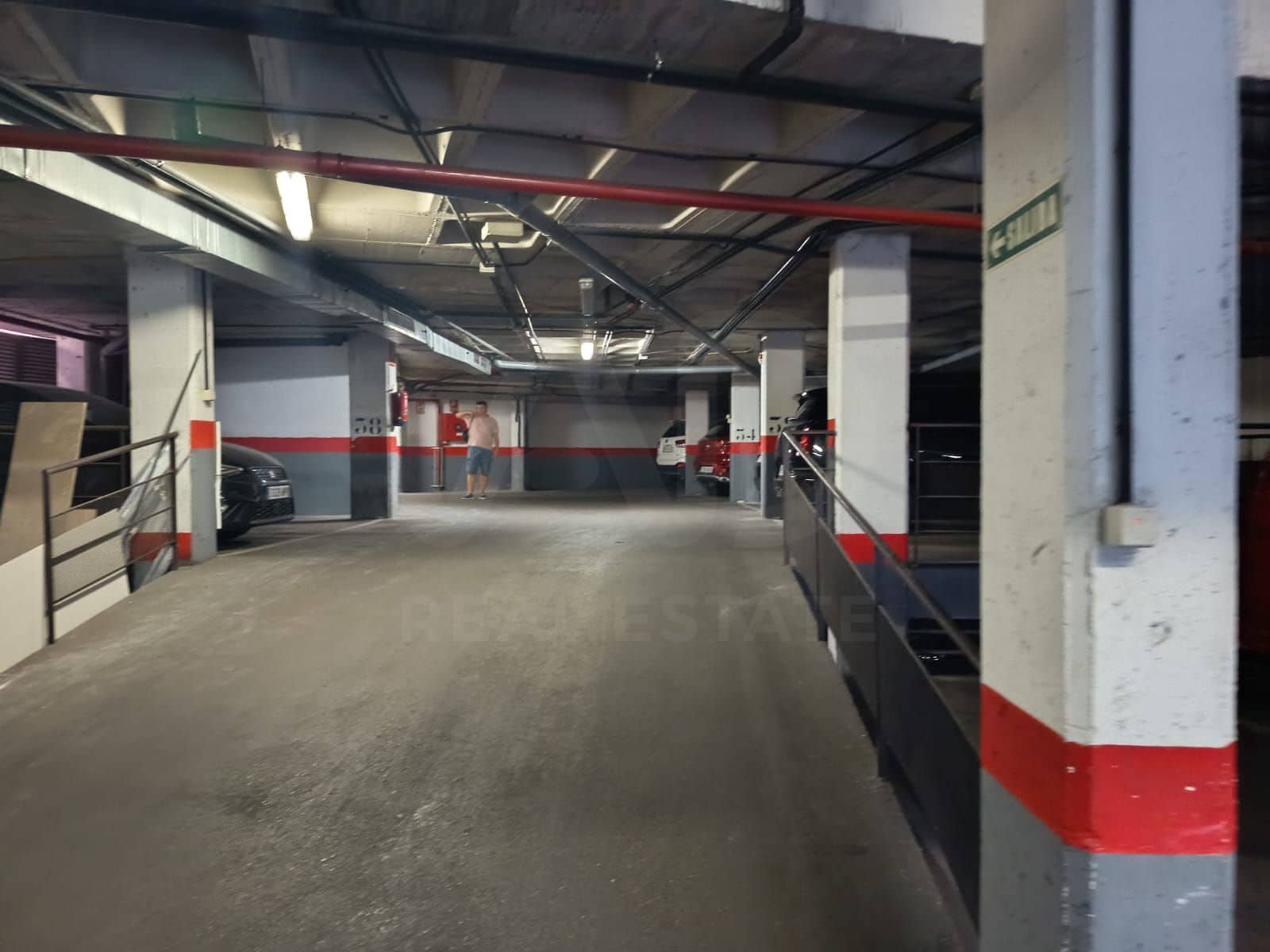 Garage till salu i Madrid stad - 28 178 € (Ref: 10090010)