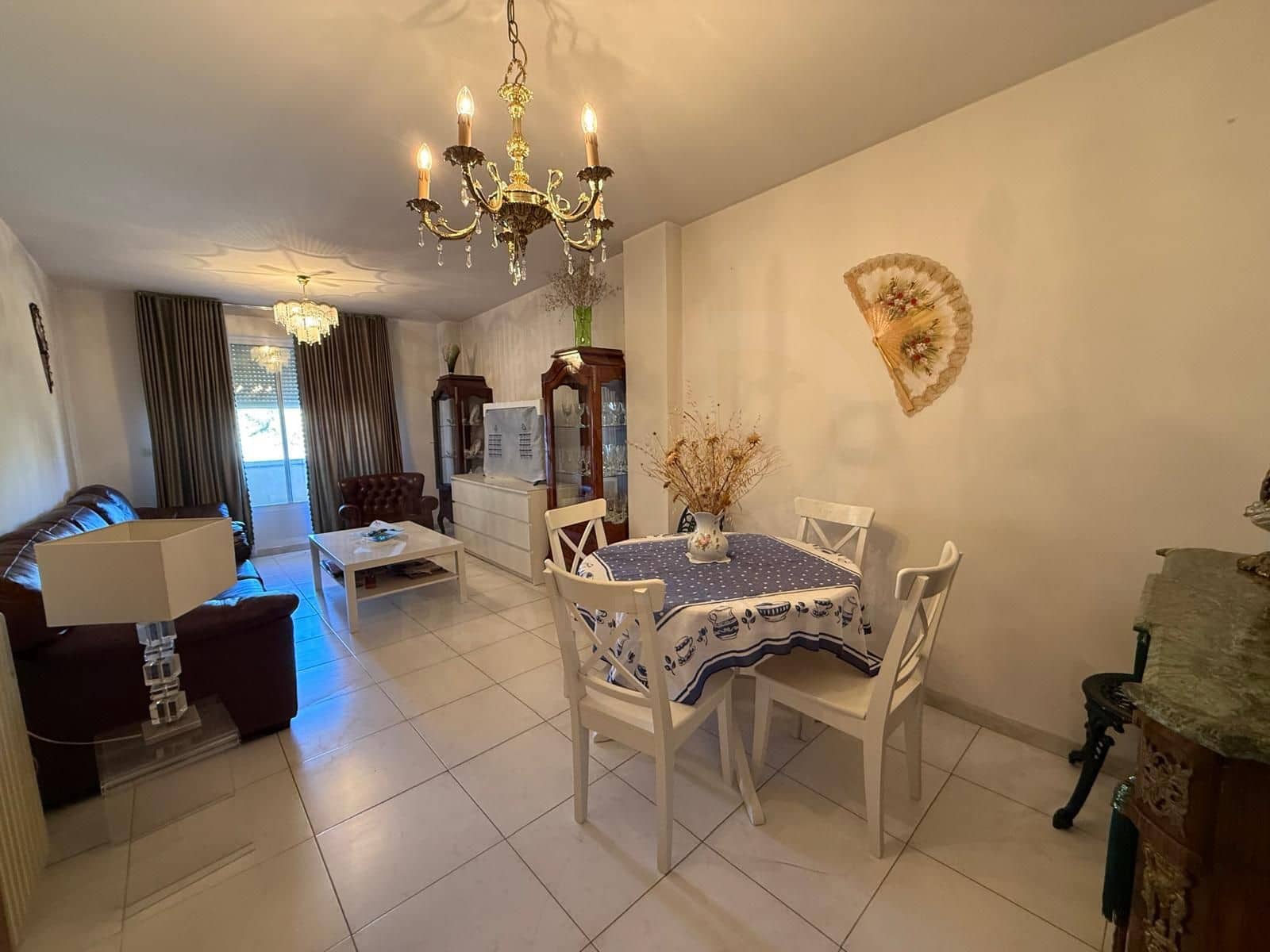 3 bedroom Apartment for sale in Leon city with garage - € 129,000 (Ref: 10090012)