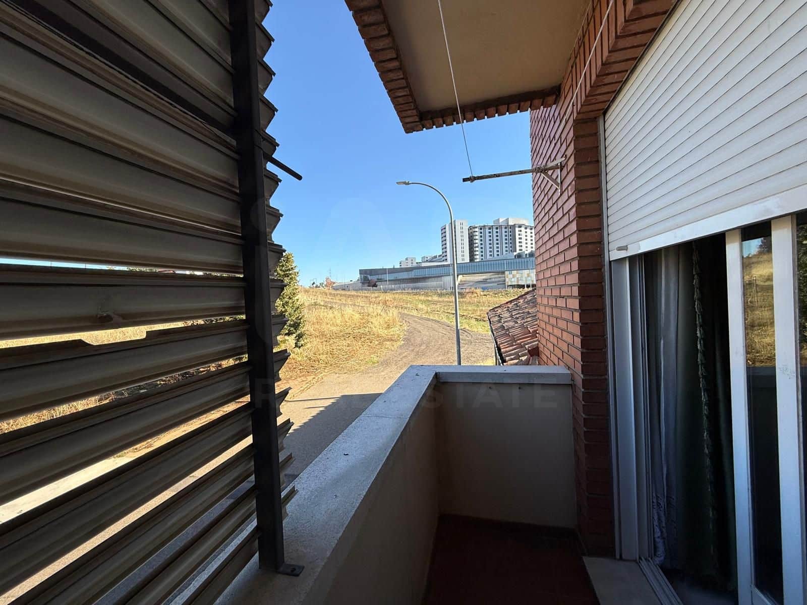 3 bedroom Apartment for sale in Leon city with garage - € 129,000 (Ref: 10090012)
