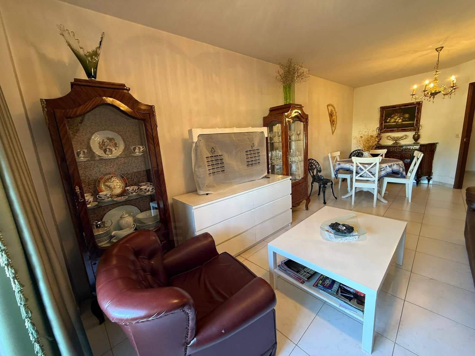 3 bedroom Apartment for sale in Leon city with garage - € 129,000 (Ref: 10090012)