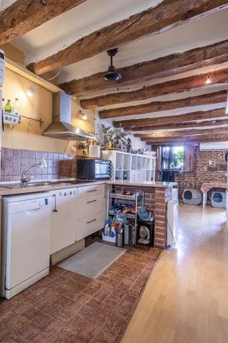2 Zimmer Penthouse zu verkaufen in El Raval, Barcelona Stadt - 229.000 € (Ref: 10090073)