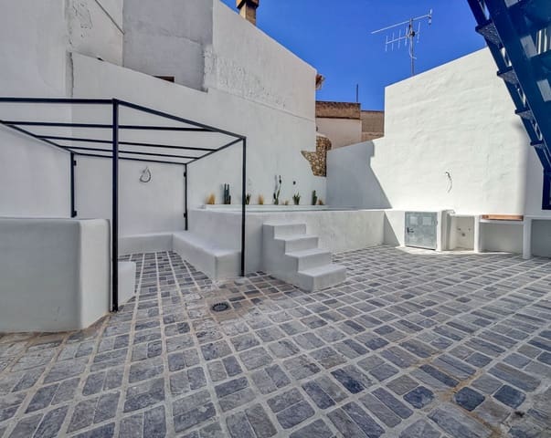 3 quarto Casa em Banda para venda em Pego com piscina garagem - 425 000 € (Ref: 10090074)