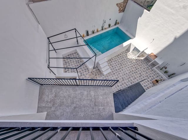3 quarto Casa em Banda para venda em Pego com piscina garagem - 425 000 € (Ref: 10090074)