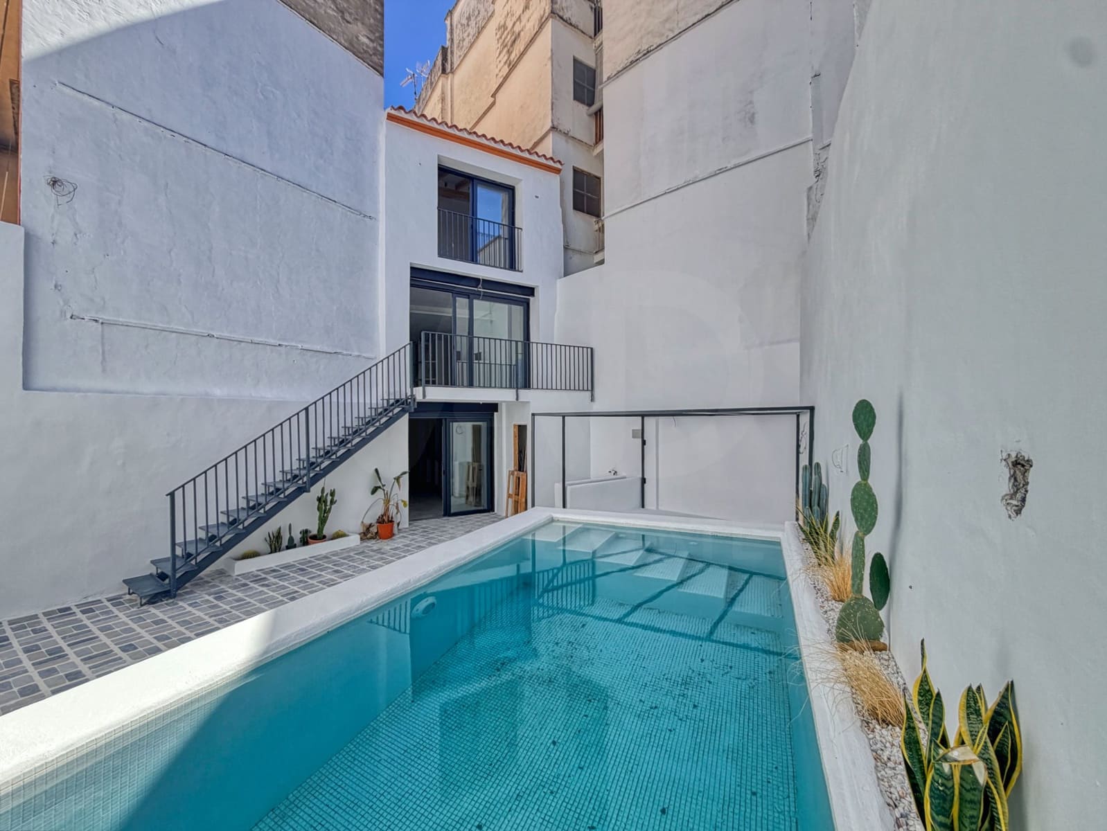 3 quarto Casa em Banda para venda em Pego com piscina garagem - 425 000 € (Ref: 10090074)
