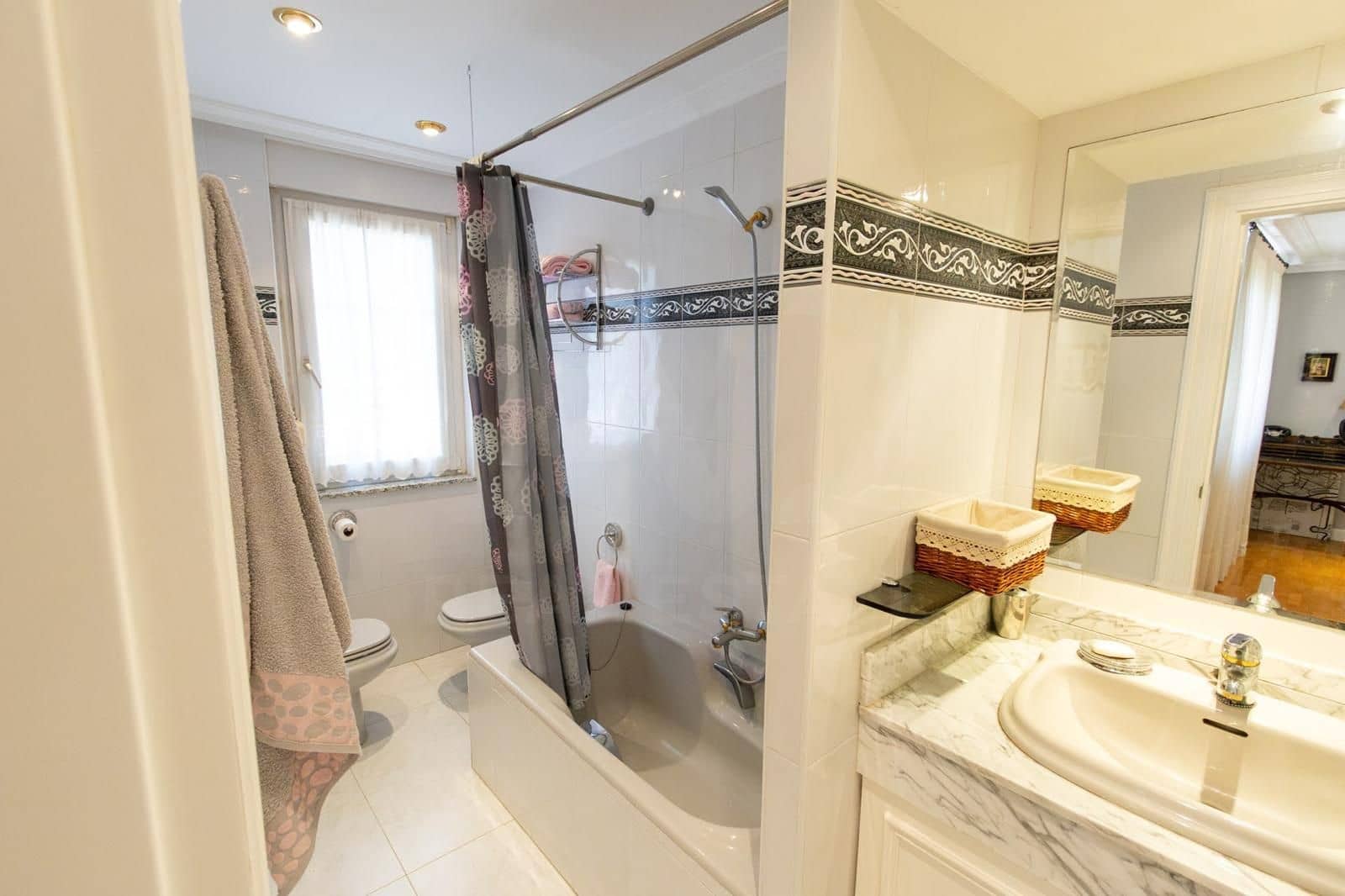 5 camera da letto Villa in vendita in Santovenia de la Valdoncina con piscina garage - 950.000 € (Rif: 10090079)