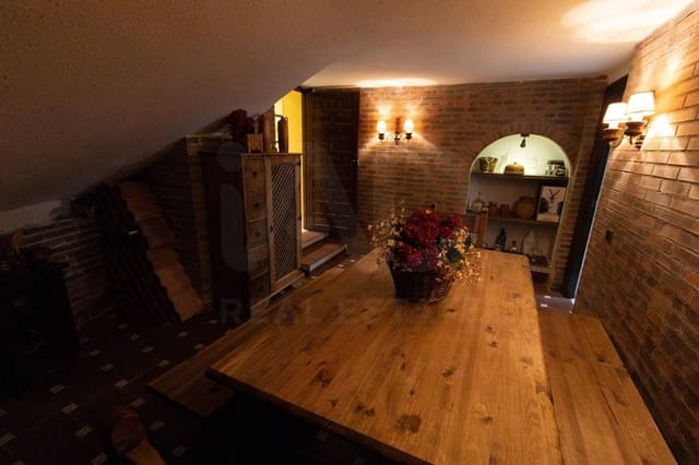 5 camera da letto Villa in vendita in Santovenia de la Valdoncina con piscina garage - 950.000 € (Rif: 10090079)
