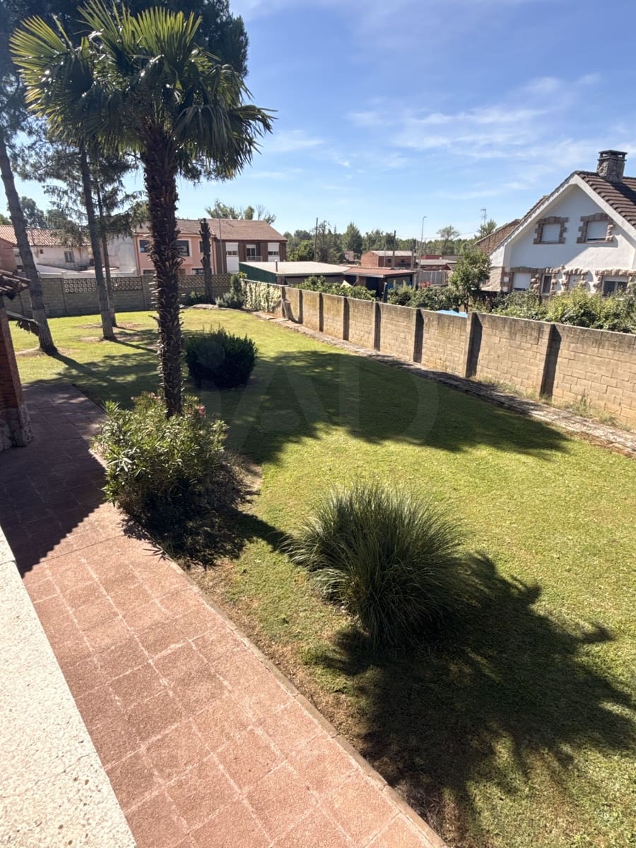 5 camera da letto Villa in vendita in Santovenia de la Valdoncina con piscina garage - 950.000 € (Rif: 10090079)