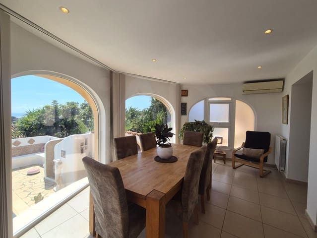 5 slaapkamer Villa te koop in Alicante stad met zwembad garage - € 1.425.000 (Ref: 10091027)