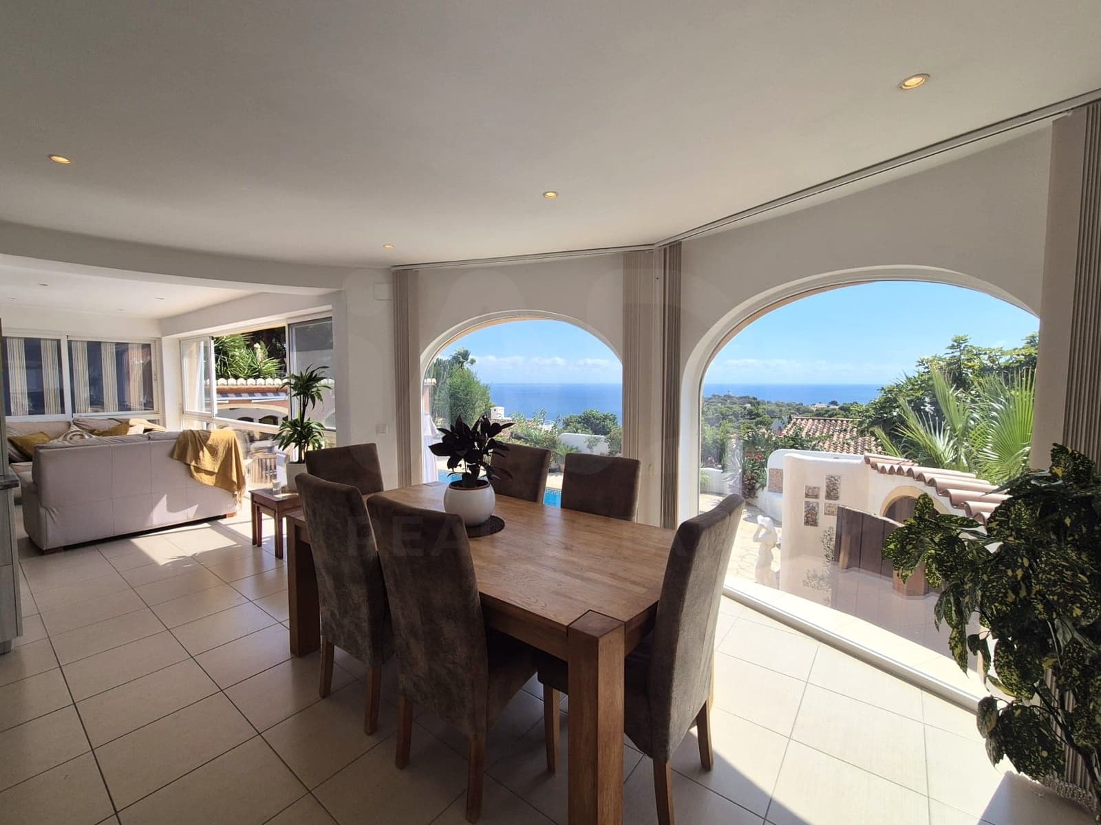 5 slaapkamer Villa te koop in Alicante stad met zwembad garage - € 1.425.000 (Ref: 10091027)