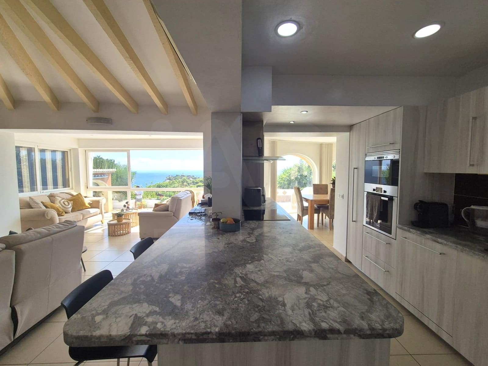 5 slaapkamer Villa te koop in Alicante stad met zwembad garage - € 1.425.000 (Ref: 10091027)