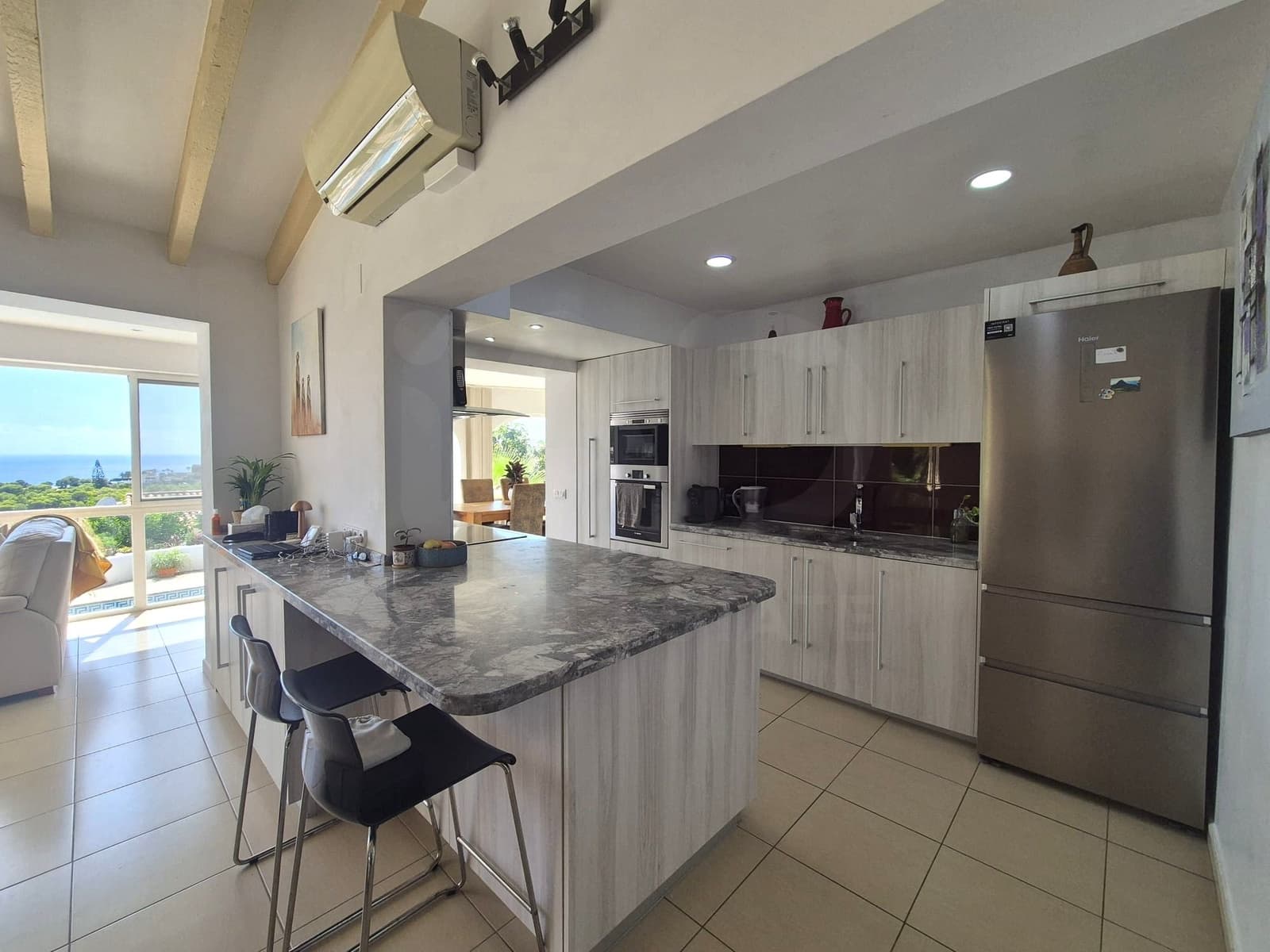 5 slaapkamer Villa te koop in Alicante stad met zwembad garage - € 1.425.000 (Ref: 10091027)