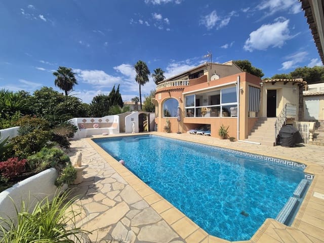 5 slaapkamer Villa te koop in Alicante stad met zwembad garage - € 1.425.000 (Ref: 10091027)