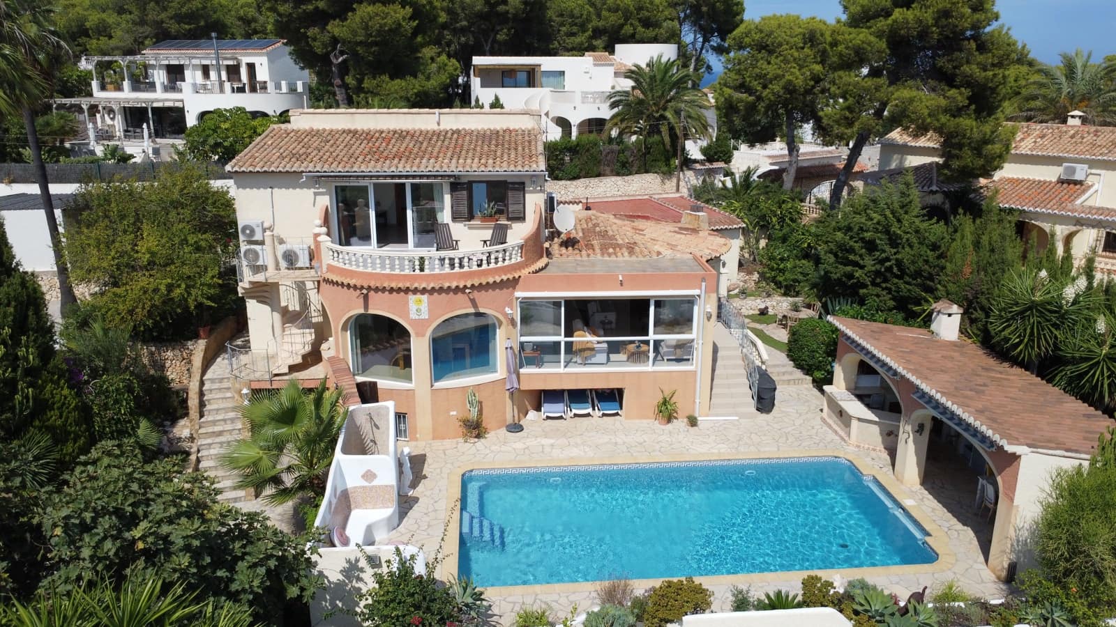 5 slaapkamer Villa te koop in Alicante stad met zwembad garage - € 1.425.000 (Ref: 10091027)