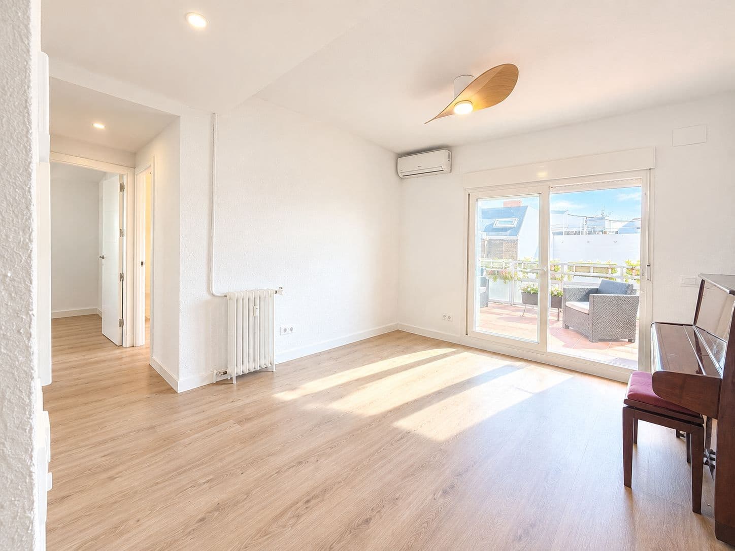 3 Zimmer Apartment zu vermieten in Madrid Stadt - 2.100 € (Ref: 10091028)