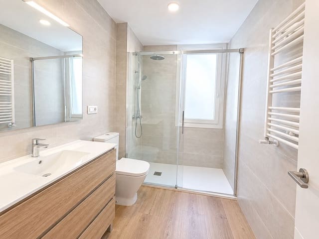 3 Zimmer Apartment zu vermieten in Madrid Stadt - 2.100 € (Ref: 10091028)