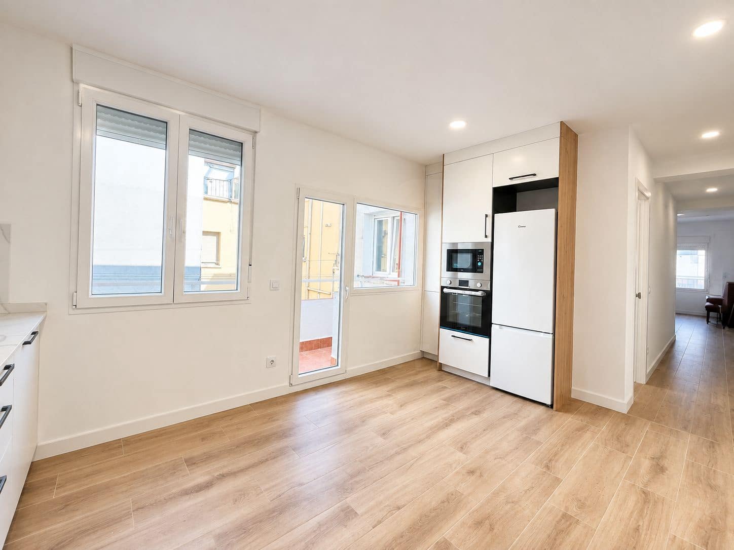 3 Zimmer Apartment zu vermieten in Madrid Stadt - 2.100 € (Ref: 10091028)