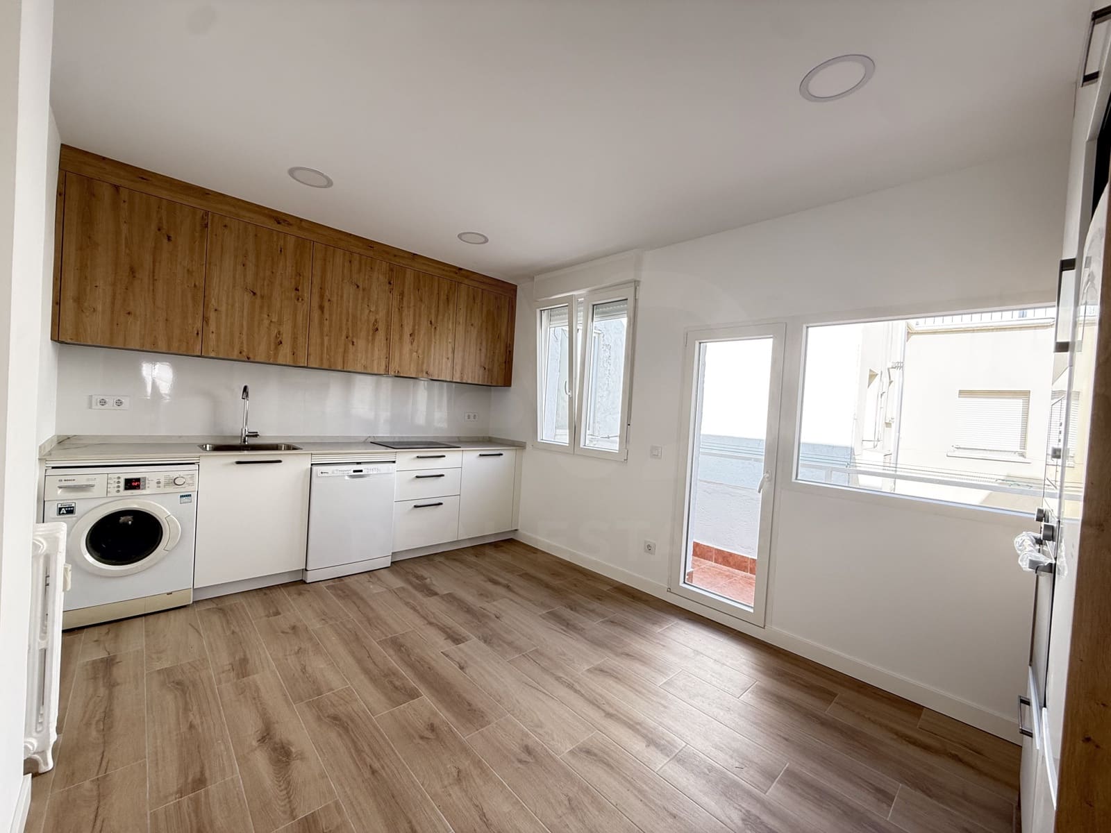 3 Zimmer Apartment zu vermieten in Madrid Stadt - 2.100 € (Ref: 10091028)