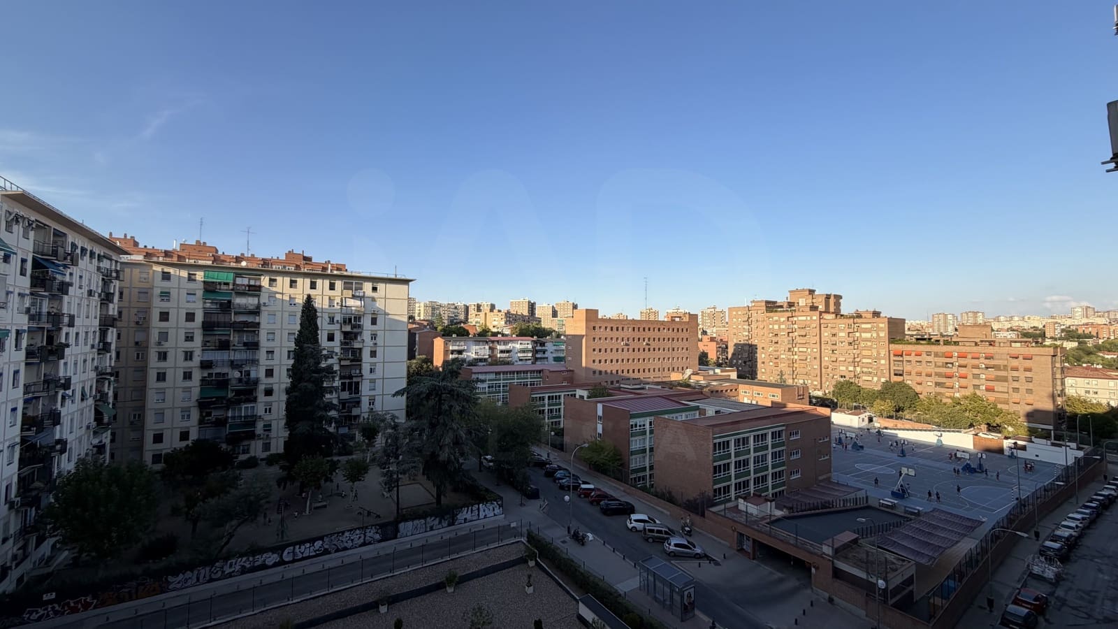 3 quarto Apartamento para arrendar em Madrid cidade - 2 200 € (Ref: 10091029)