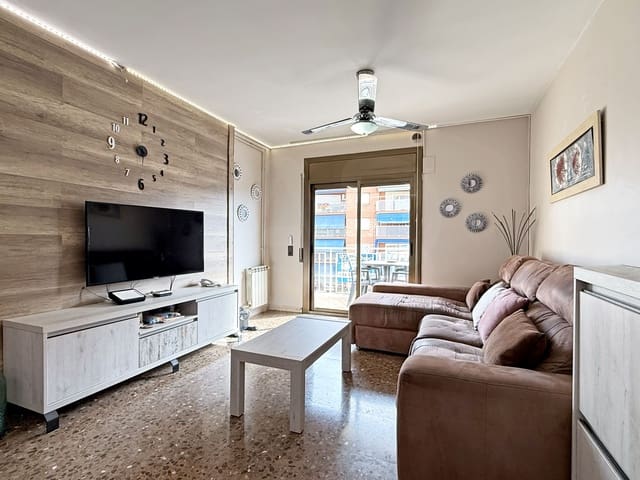 Apartamento de 3 habitaciones en Vilanova i la Geltrú en venta con garaje - 330.000 € (Ref: 10093750)