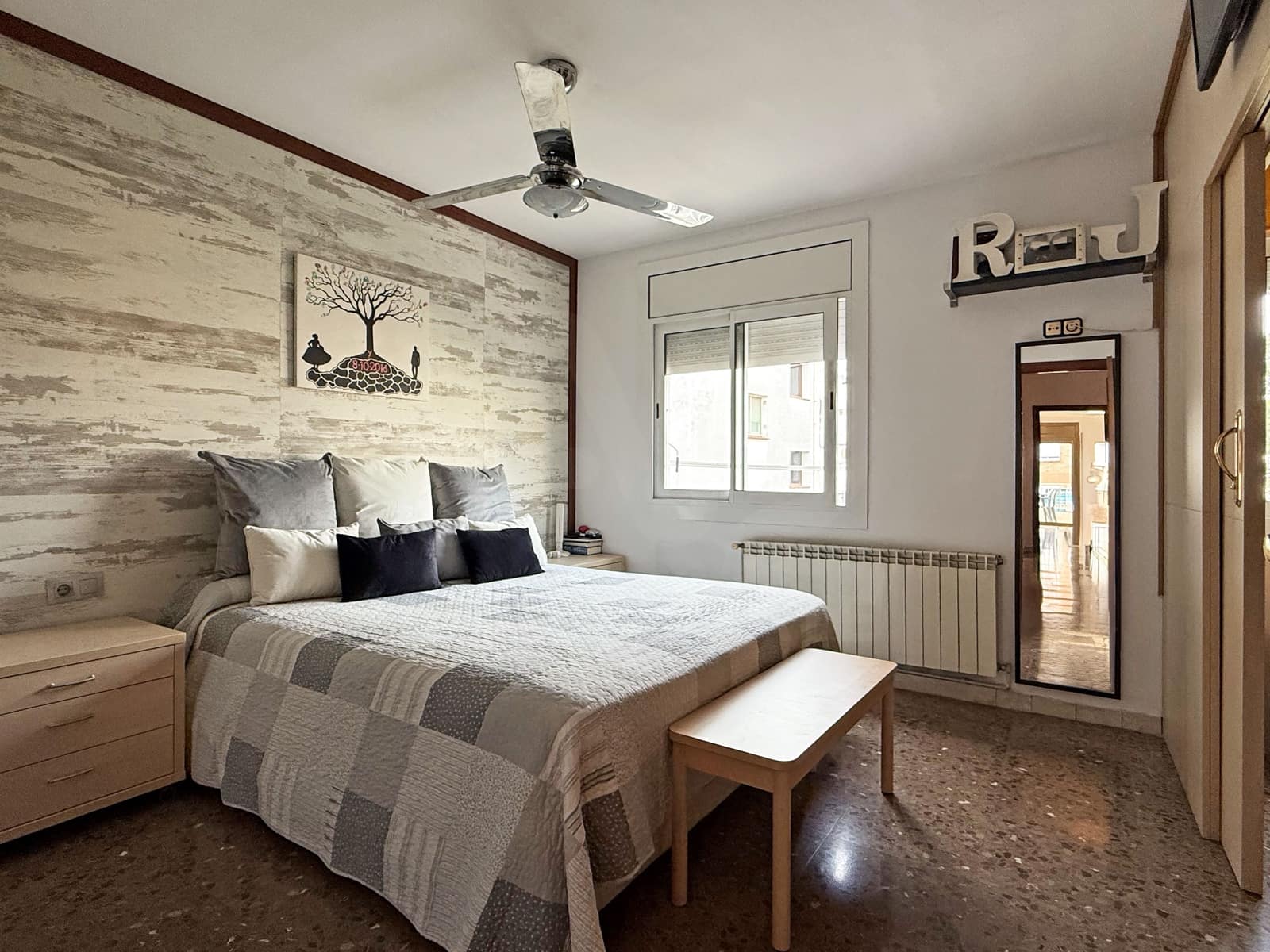 Apartamento de 3 habitaciones en Vilanova i la Geltrú en venta con garaje - 330.000 € (Ref: 10093750)