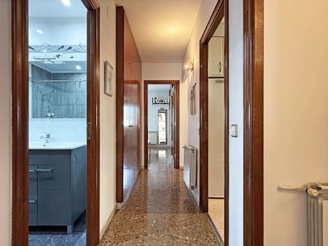 Apartamento de 3 habitaciones en Vilanova i la Geltrú en venta con garaje - 330.000 € (Ref: 10093750)