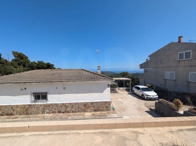 2 soverom Hus til salgs i Sant Cebrià de Vallalta med garasje - € 145 000 (Ref: 10093756)