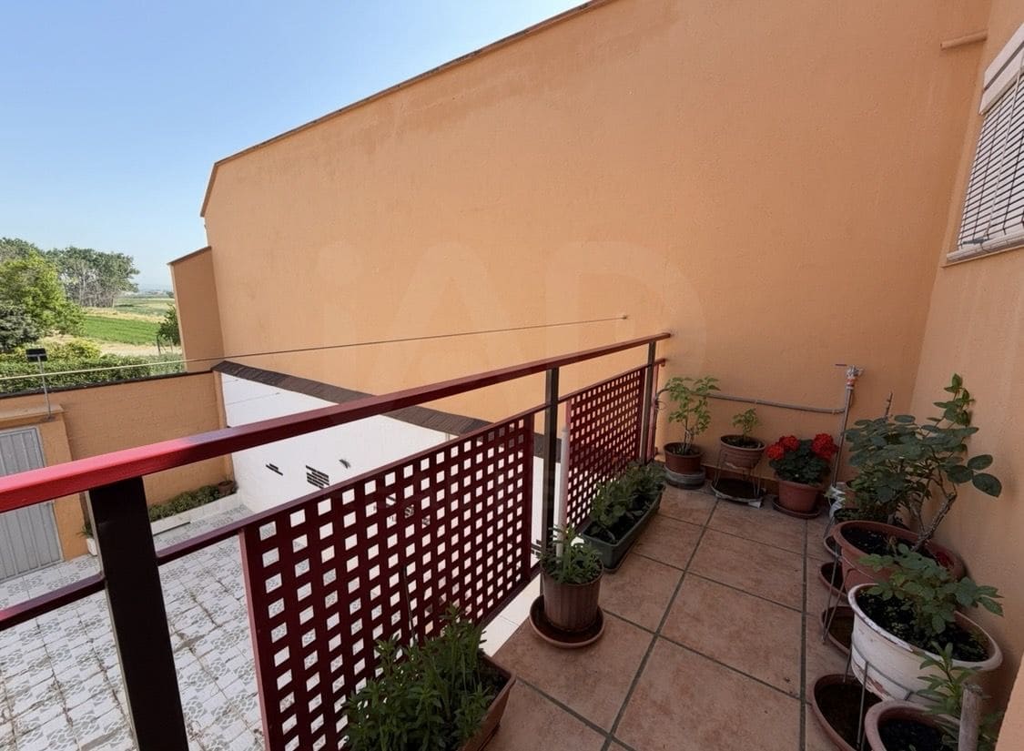Casa de 5 habitaciones en Ivars d'Urgell en venta con piscina garaje - 198.000 € (Ref: 10093758)