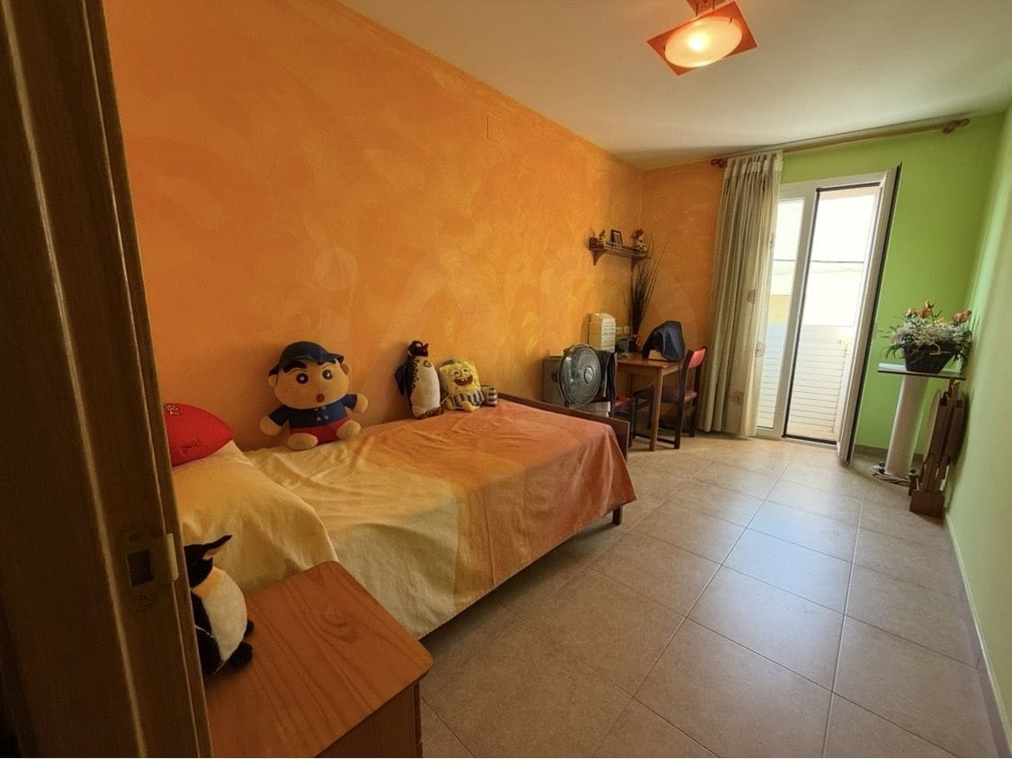 Casa de 5 habitaciones en Ivars d'Urgell en venta con piscina garaje - 198.000 € (Ref: 10093758)