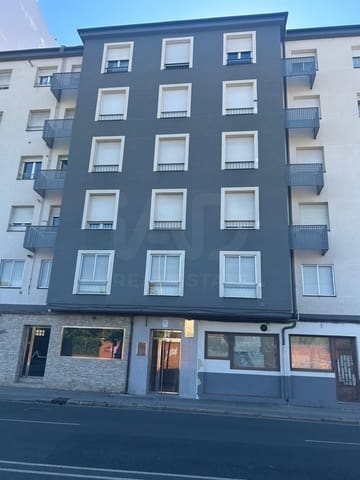 3 makuuhuone Huoneisto myytävänä paikassa León kaupunki - 130 000 € (Ref: 10093762)