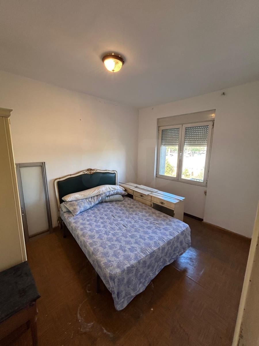 3 makuuhuone Huoneisto myytävänä paikassa Leon kaupunki - 130 000 € (Ref: 10093762)