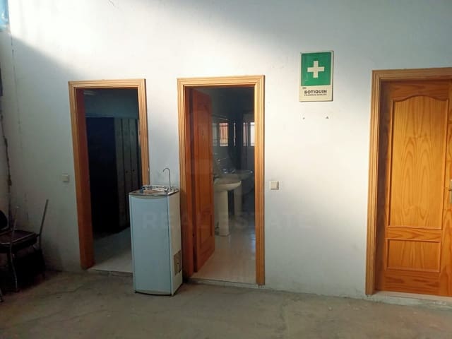 Gewerbe zu verkaufen in Fuensalida - 229.990 € (Ref: 10093763)