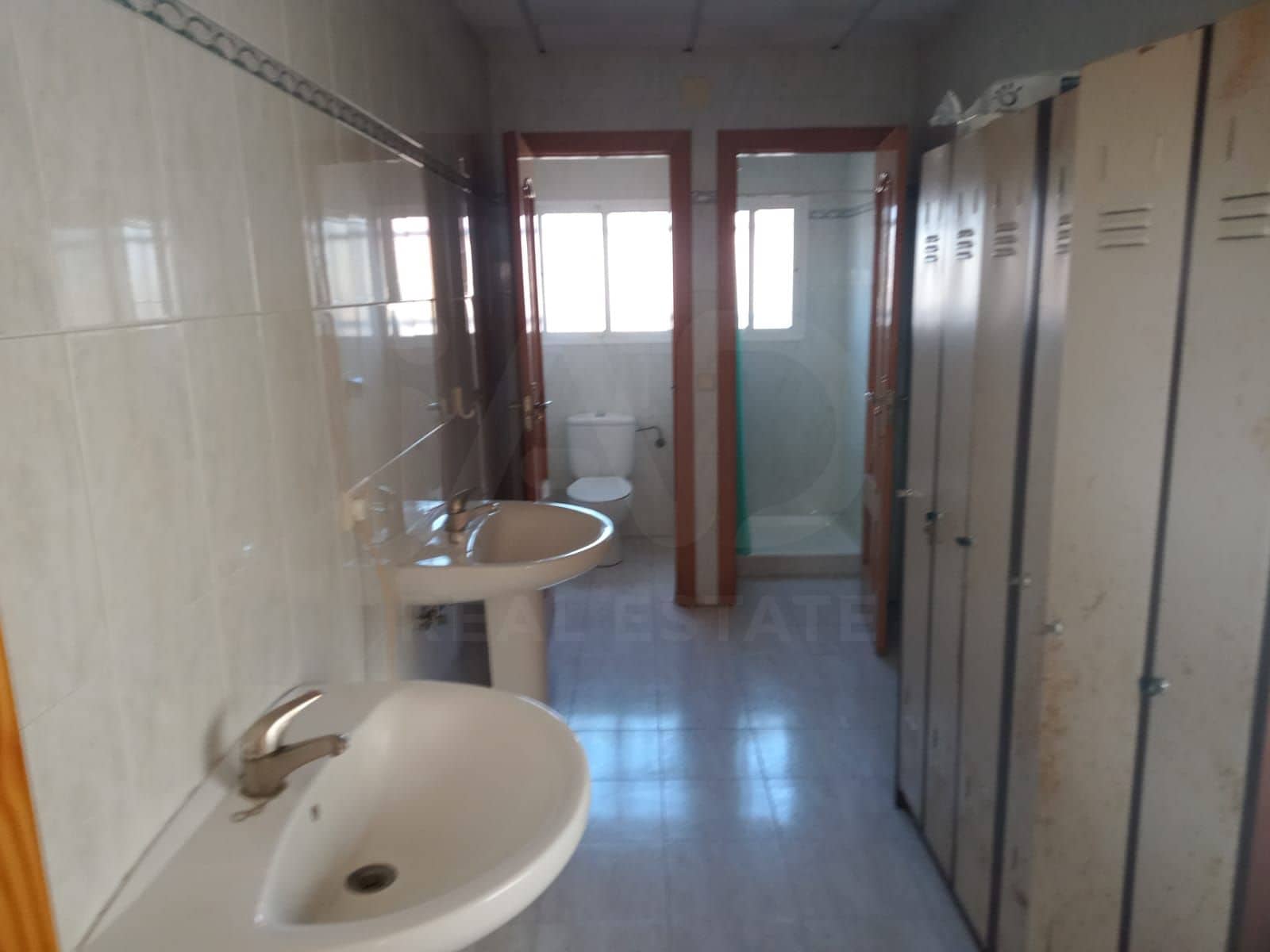 Gewerbe zu verkaufen in Fuensalida - 229.990 € (Ref: 10093763)