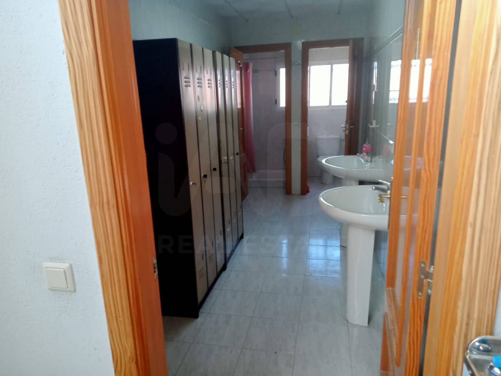 Gewerbe zu verkaufen in Fuensalida - 229.990 € (Ref: 10093763)