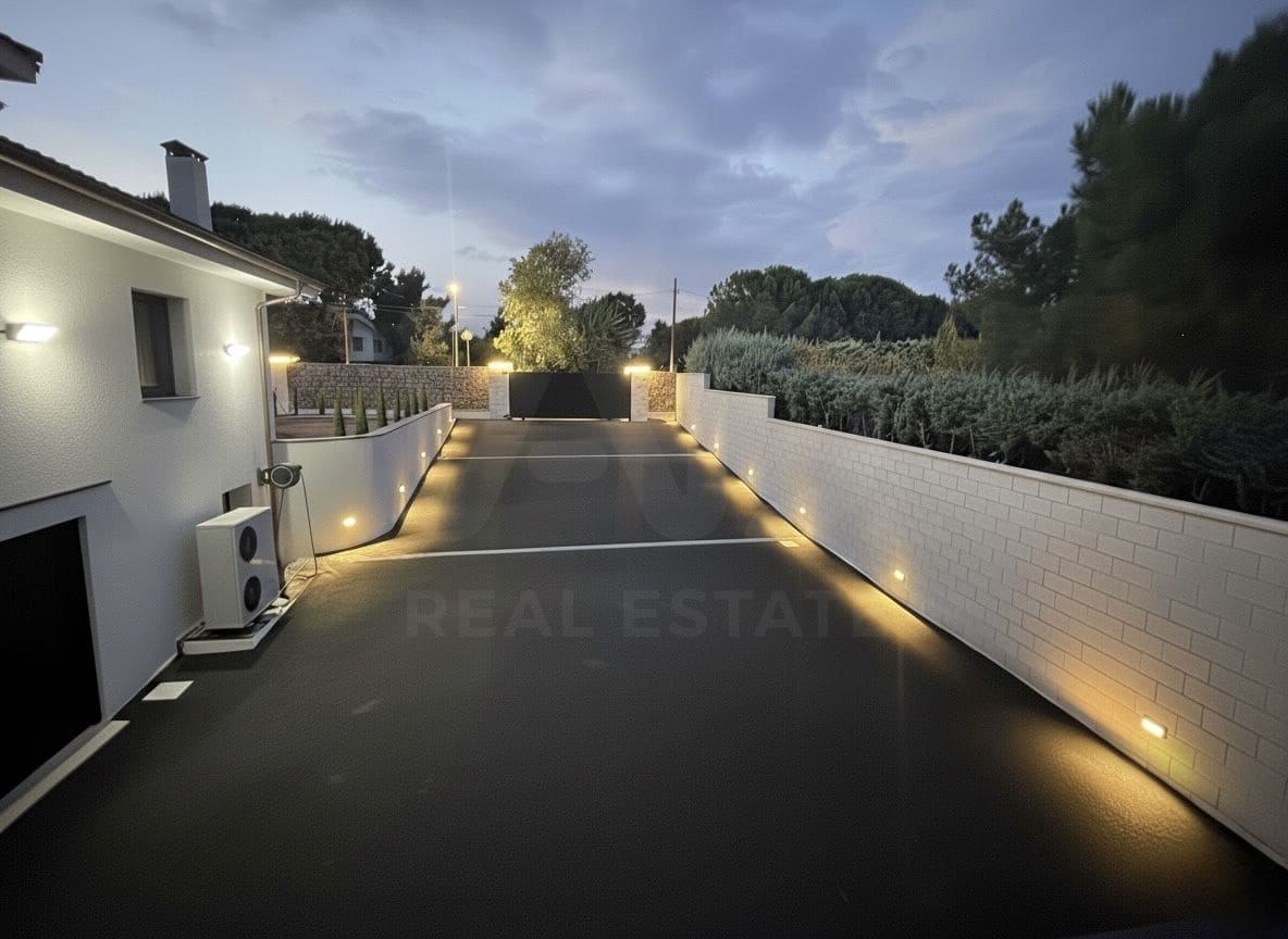 Chalet de 6 habitaciones en Valdemorillo en venta con piscina garaje - 1.690.000 € (Ref: 10093765)