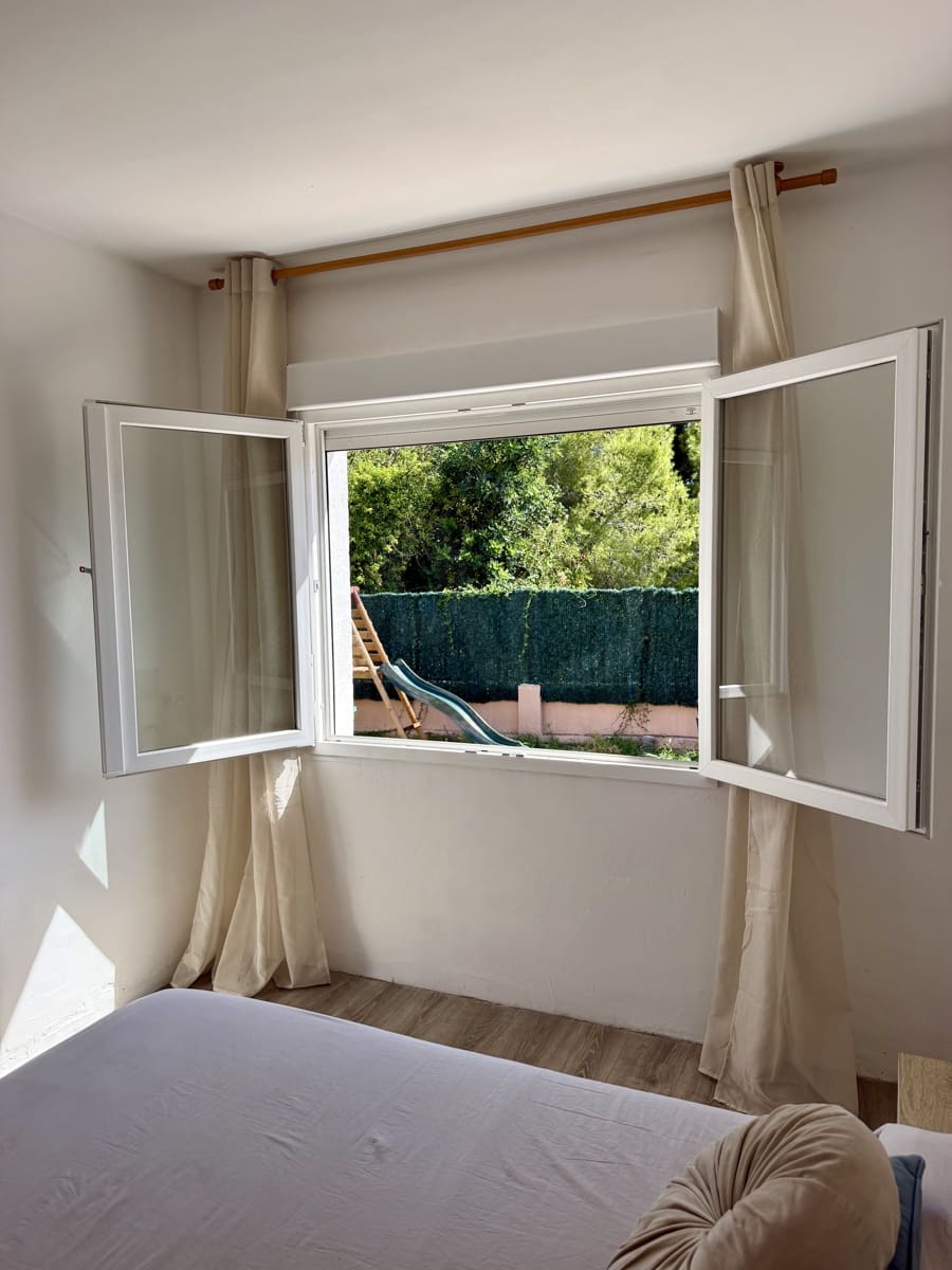3 soveværelse Byhus til salg i La Bisbal del Penedes med garage - € 262.000 (Ref: 10094079)
