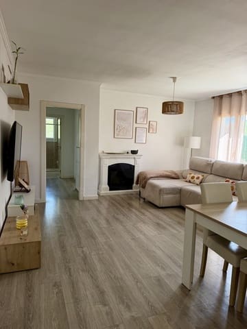 3 soveværelse Byhus til salg i La Bisbal del Penedès med garage - € 262.000 (Ref: 10094079)