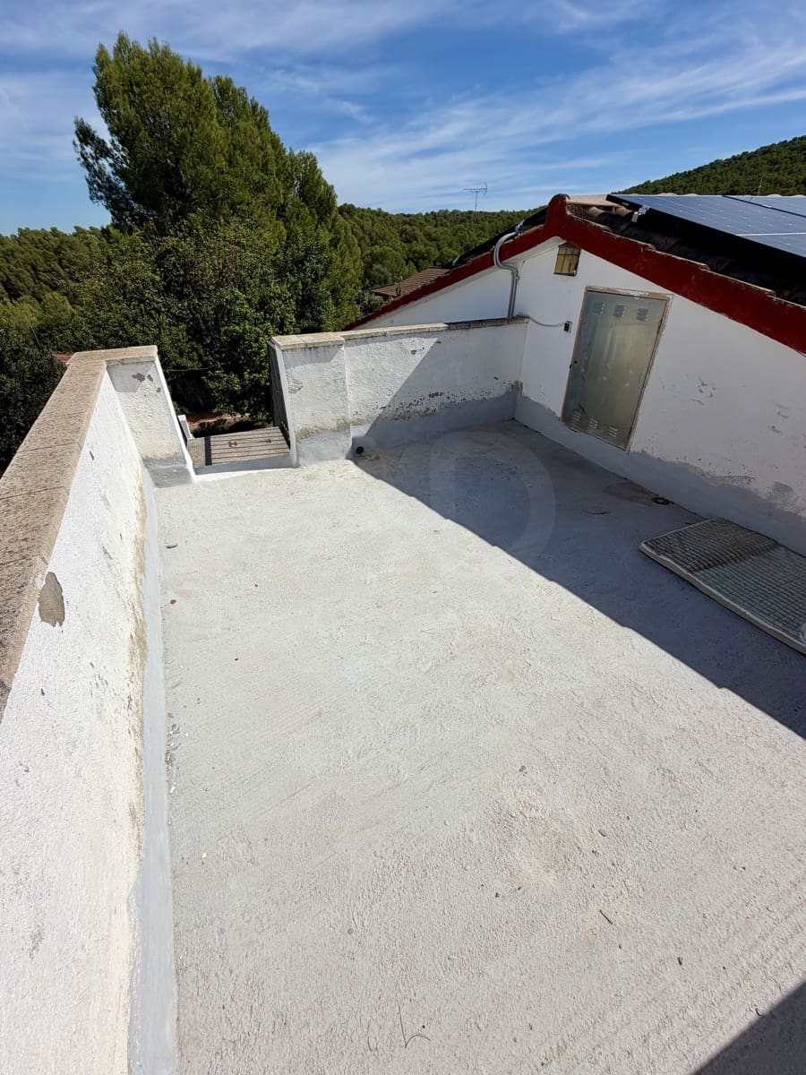 3 soveværelse Byhus til salg i La Bisbal del Penedes med garage - € 262.000 (Ref: 10094079)