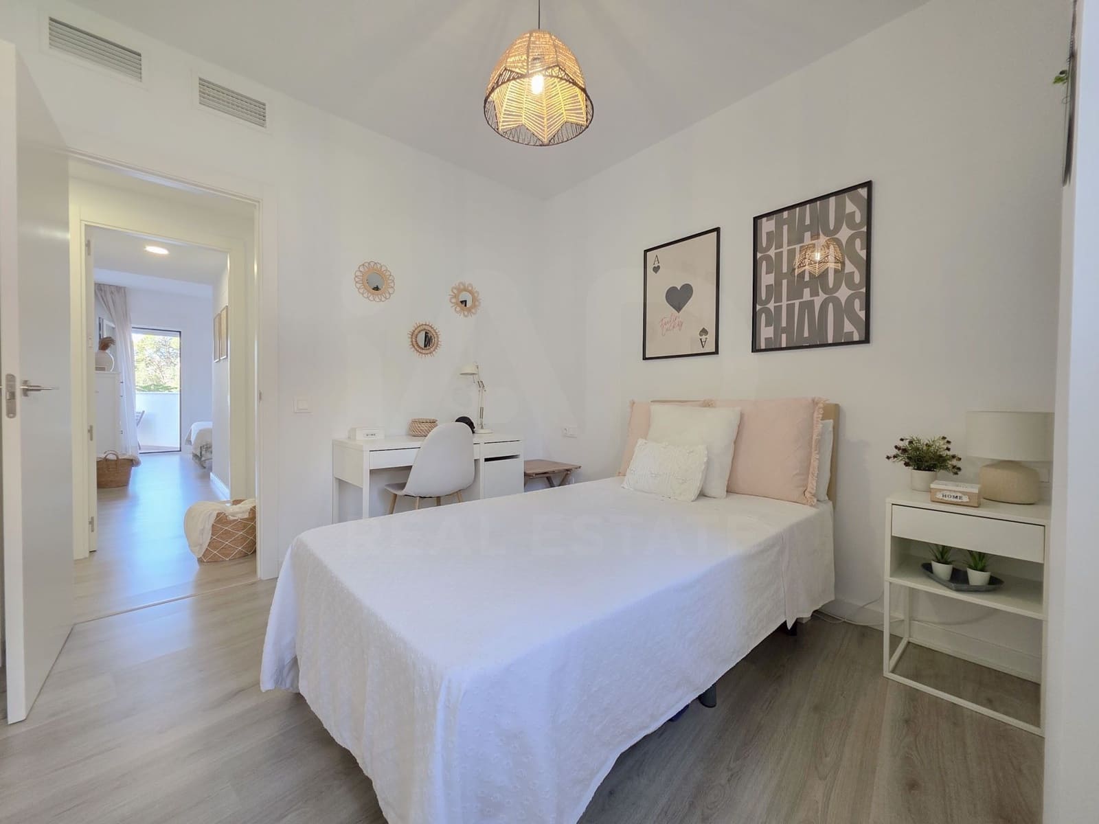 Apartamento de 2 habitaciones en Rincón de la Victoria en venta con piscina garaje - 450.000 € (Ref: 10094083)