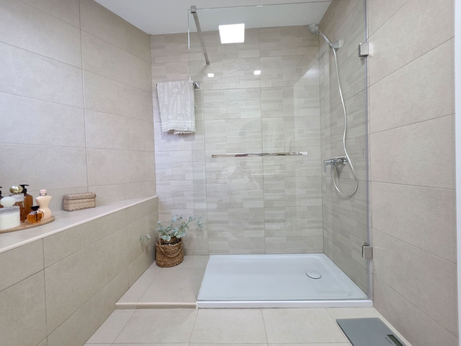Apartamento de 2 habitaciones en Rincón de la Victoria en venta con piscina garaje - 450.000 € (Ref: 10094083)