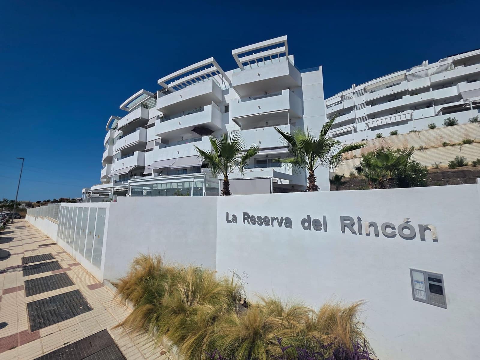 Apartamento de 2 habitaciones en Rincón de la Victoria en venta con piscina garaje - 450.000 € (Ref: 10094083)