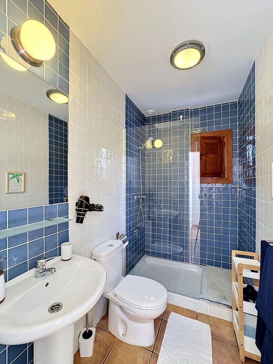 7 bedroom Townhouse for sale in Tarifa with garage - € 880,000 (Ref: 10094084)