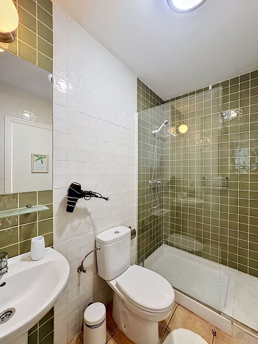 7 bedroom Townhouse for sale in Tarifa with garage - € 880,000 (Ref: 10094084)